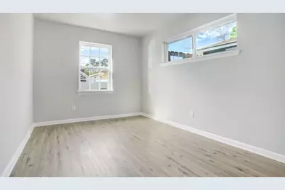 5123 Peachtree Street #1/2, Houston, TX 77016 - Photo 8