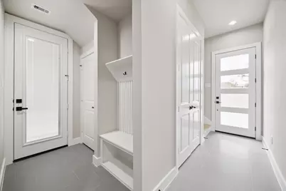 5811 Mansfield Heights Ln, Houston, TX 77091 - Photo 2