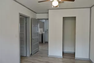 127 S Fenner Ave, Cleveland, TX 77327 - Photo 12