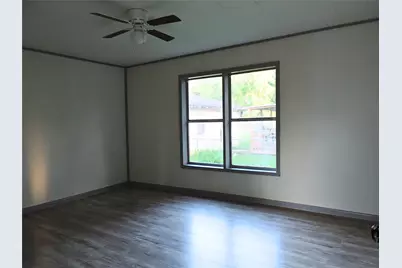 127 S Fenner Avenue, Cleveland, TX 77327 - Photo 10