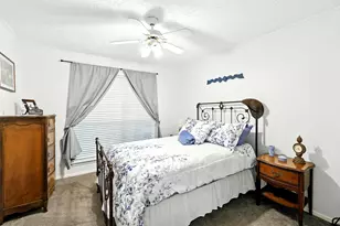 100 Edgewater Dr, Livingston, TX 77351 - Photo 10