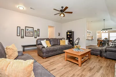 606 Walnut Street, Sweeny, TX 77480 - Photo 6