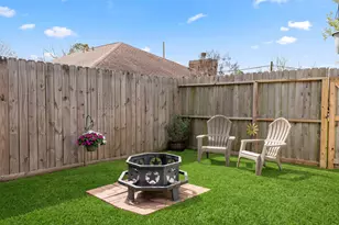 606 Walnut St, Sweeny, TX 77480 - Photo 28