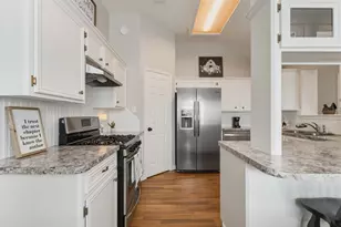 606 Walnut St, Sweeny, TX 77480 - Photo 10