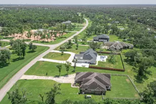 32226 Bayou Bnd, Richwood, TX 77515 - Photo 44