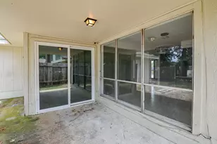12266 Huntington Venture Dr, Houston, TX 77099 - Photo 30