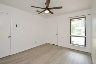 12266 Huntington Venture Dr, Houston, TX 77099 - Photo 4