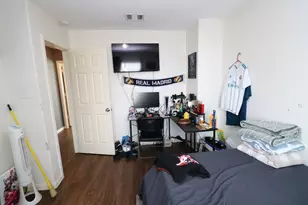 878 Darbydale Crossing Ln, Houston, TX 77090 - Photo 8