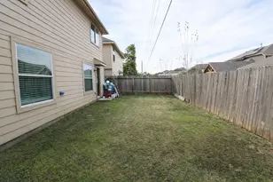 878 Darbydale Crossing Ln, Houston, TX 77090 - Photo 26