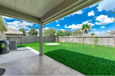 3050 Coreopsis Court, Dickinson, TX 77539 - Photo 6