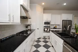 2032 Arrowood Glen Dr, Houston, TX 77077 - Photo 16