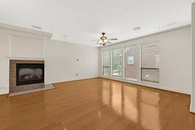 2414 Calumet Street #B, Houston, TX 77004 - Photo 8