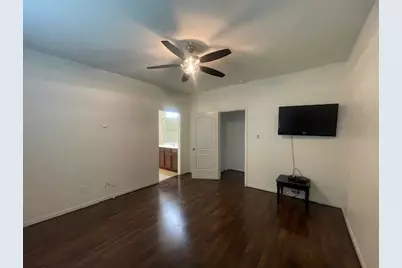 8739 Leclaire Meadow Drive, Humble, TX 77338 - Photo 6