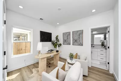 4327 Center Street, Houston, TX 77007 - Photo 8