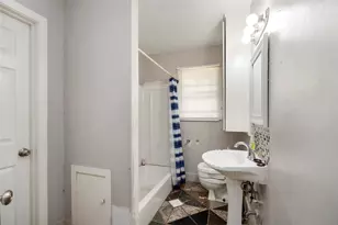 5602 Thrush Dr, Houston, TX 77033 - Photo 16