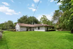 5602 Thrush Dr, Houston, TX 77033 - Photo 6