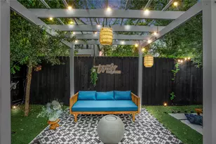 3108 Rogers St, Houston, TX 77022 - Photo 2