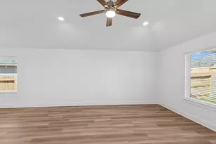 16948 Jim Sharp Dr, Montgomery, TX 77316 - Photo 8