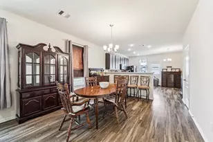 13127 Clifton Hill Ln, Houston, TX 77044 - Photo 8