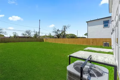 5506 Pershing Street, Houston, TX 77033 - Photo 26