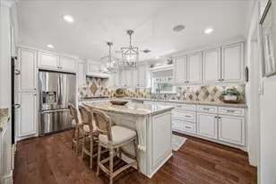 627 Ramblewood Rd, Houston, TX 77079 - Photo 4