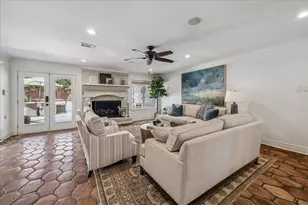 627 Ramblewood Rd, Houston, TX 77079 - Photo 16