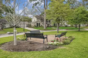 627 Ramblewood Rd, Houston, TX 77079 - Photo 8