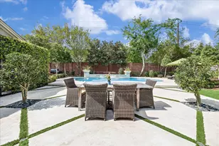 627 Ramblewood Rd, Houston, TX 77079 - Photo 36