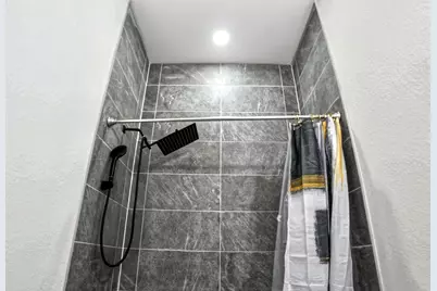 9705 Garcroft Street #A, Houston, TX 77029 - Photo 20