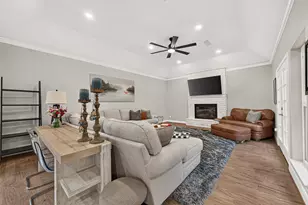 1122 Daria Dr, Houston, TX 77079 - Photo 8