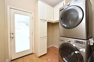 4104 Walker St, Houston, TX 77023 - Photo 8