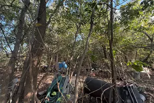 4320 Banner Dr, Houston, TX 77013 - Photo 32