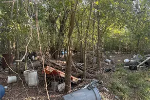 4320 Banner Dr, Houston, TX 77013 - Photo 36