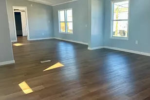 2529 Mcdonald Rd, Oyster Creek, TX 77541 - Photo 2