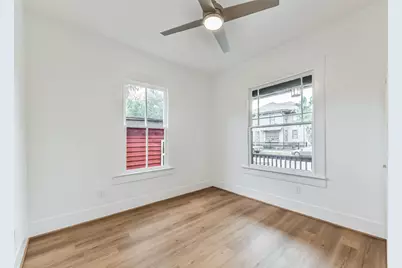 1616 38th Street, Galveston, TX 77550 - Photo 18