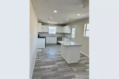 3822 Ebbtide Drive, Houston, TX 77045 - Photo 2