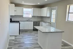 3822 Ebbtide Dr, Houston, TX 77045 - Photo 2