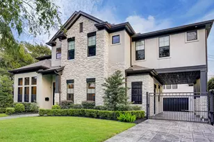 5655 Locke Ln, Houston, TX 77056 - Photo 2