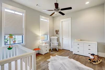 5655 Locke Lane, Houston, TX 77056 - Photo 32
