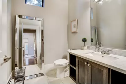 5655 Locke Lane, Houston, TX 77056 - Photo 12