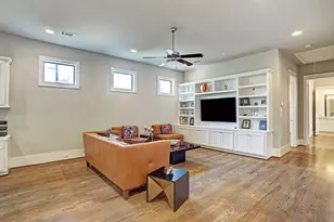 5655 Locke Ln, Houston, TX 77056 - Photo 26