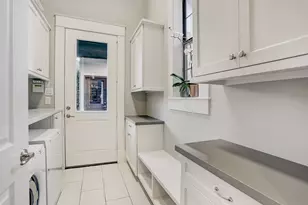 5655 Locke Ln, Houston, TX 77056 - Photo 16
