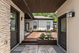 5655 Locke Ln, Houston, TX 77056 - Photo 36