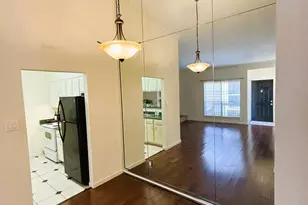 2001 Bering Dr, Houston, TX 77057 - Photo 6
