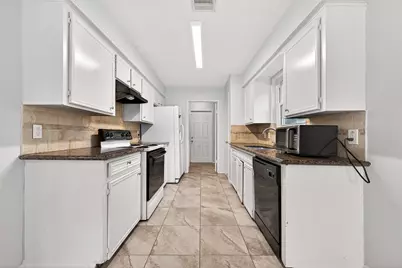 4918 Monteith Drive, Spring, TX 77373 - Photo 6