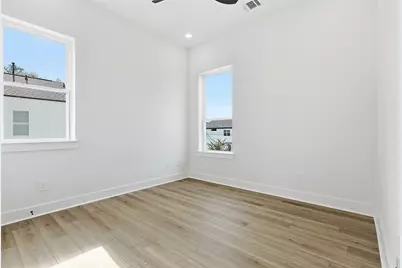 8918 Sunshine Laverne Lane, Houston, TX 77080 - Photo 28