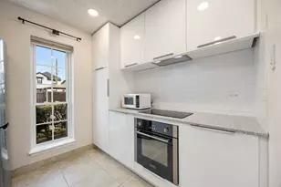 3600 Jeanetta St, Houston, TX 77063 - Photo 8