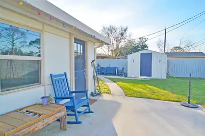 1716 Dolphin Drive, Seabrook, TX 77586 - Photo 2