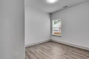 10513 Chesterfield Dr, Houston, TX 77051 - Photo 18