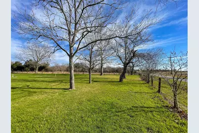 401 Anderson Road, Cuero, TX 77954 - Photo 6